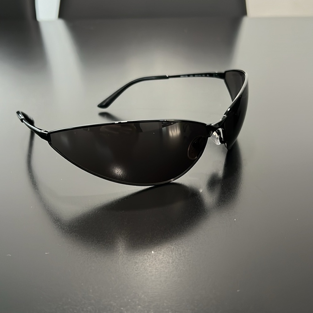 Balenciaga sunglasses - Picture 6 of 8
